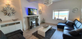 4 Harbour Views